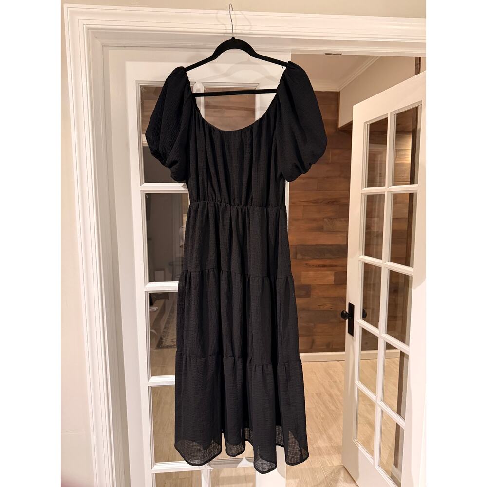 NWOT - ASTR the Label Black Puff Sleeve Dress - M